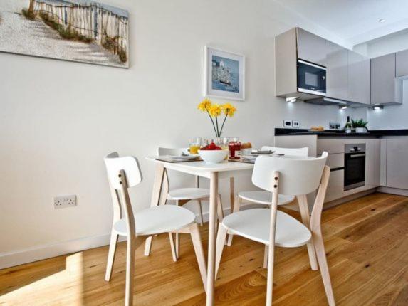 Апартаменты 35 One Lusty Glaze View Нью-Ки Экстерьер фото